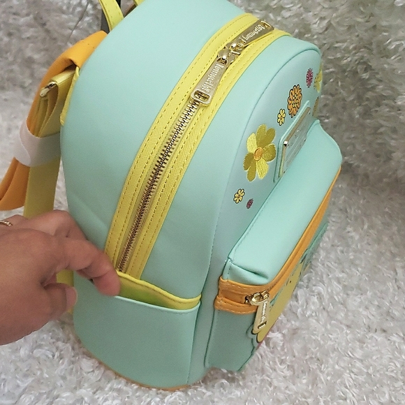NWT Loungefly Winnie the Pooh embroidered floral backpack and cardholder - Picture 12 of 16
